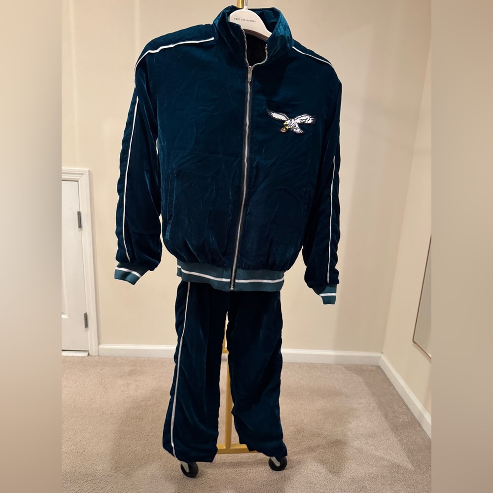 Philadelphia Eagles sweatsuit